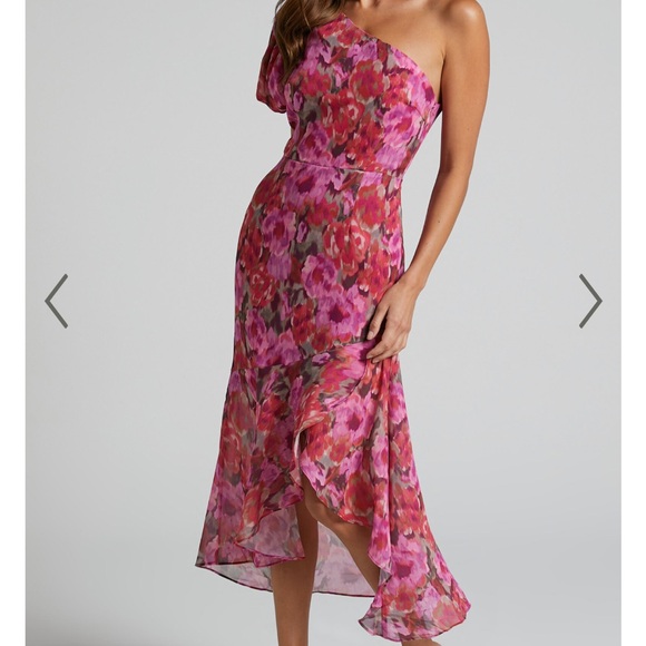 Showpo Ciabelle MIDI Dress - Picture 2 of 4